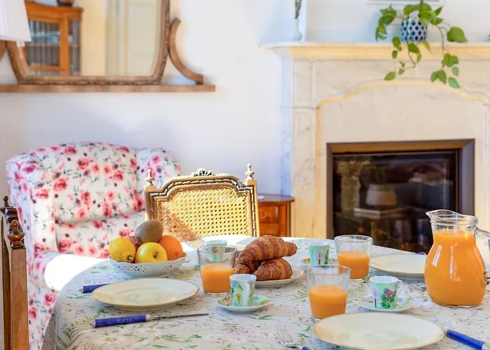 Selva Luxury Lakeview